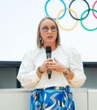 Gabi Szabo, demisie după 3 zile  Fosta sportivă, abia repusă în funcție la CSM București, îl acuză pe Nicușor Dan: „Un politician oportunist,  un primar mincinos”