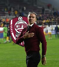 CFR Cluj îl vrea pe Pancu  Ioan Varga, proprietarul clubului din Gruia, îl consideră pe selecționerul U21  înlocuitorul ideal  pentru Dan Petrescu 