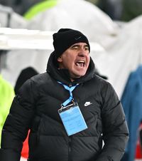 „N-are rost să privim înapoi”  Gică Hagi  a bătut-o pe Dinamo, dar nu se mai gândește la play-off: „Doar ne-am trezit puțin, atât”