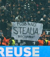 „FCSB nu e Steaua”  Bannerul  afișat de fanii greci pe Arena Națională » Răspunsul românilor