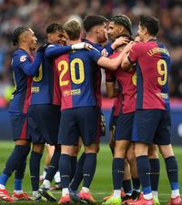 Barcelona, primul loc în La Liga  Formația lui  Hansi Flick  a reușit a şasea victorie la rând în campionat 