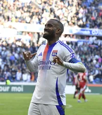 Atenție, FCSB!  Lacazette, golgeterul lui Lyon, s-a trezit înaintea confruntării din Europa League.  I se spune „Generalul”