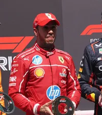 Hamilton, prima victorie la Ferrari Britanicul a câștigat  cursa sprint  din China + Oscar Piastri, primul în calificări