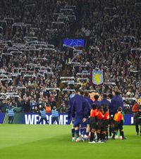 Confuzie maximă la Aston Villa - PSG  VIDEO:   Ce s-a auzit  pe stadion înainte de începutul meciului din sferturile Ligii Campionilor
