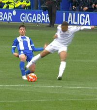 „A echivalat greșit faultul”   Un fost arbitru din La Liga a explicat de ce  Kylian Mbappe  a fost suspendat doar o etapă
