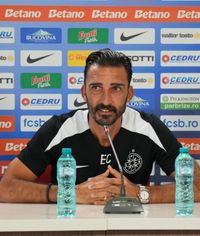 „Am crezut că au fost penalty-uri”  Charalambous, moment amuzant după super-meciul   Manchester United - Lyon : „M-a întrebat cine a câștigat”