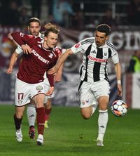Complexul U Cluj   Rapid  e   la a   patra înfrângere consecutivă  împotriva    ardelenilor » Giuleștenii sunt ultimii în play-off   