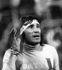 A murit Hugo Gatti   Legendarul portar „El Loco” Gatti   avea 80 de ani  și în ultimele două luni a fost internat în spital
