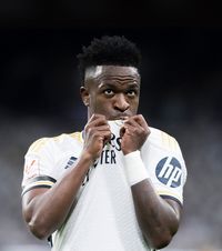 Vinicius a decis  Superstarul brazilian a refuzat   1 miliard de euro  și va semna până în 2030 cu Real Madrid
