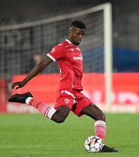 Lovitură grea pentru Dinamo   Nicolescu anunță că unul dintre cei mai importanți fotbaliști   nu va mai juca  în acest sezon