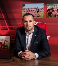L-a turnat pe Dorinel   Munteanu îi transmisese lui Hadnagy că voia să scape de câțiva jucători în vară.   Directorul a „sifonat”!