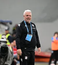 „Mă bucur că am oferte”    Marius Șumudică,   despre viitorul său în Giulești și sărbătoarea campioanei FCSB: „Nu am urmărit”