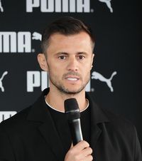 „Nimeni nu e de nevândut la Dinamo”  Andrei Nicolescu oferă noi detalii despre posibilul transfer al lui   Politic la FCSB : „Așteptăm” » Ce spune despre Musi