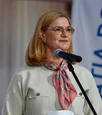 „Felicitări, Nicușor Dan”    Elisabeta Lipă , mesaj pentru președintele ales după victoria în turul doi: „1+0=1”