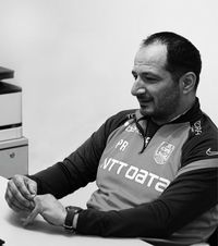 Doliu în fotbalul românesc     Radu Paligora , fost medic la FCSB, CFR Cluj și Farul, a murit. Avea 50 de ani