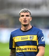 Mihăilă, nemulțumit!  De ce vrea internaționalul român   să plece de la Parma