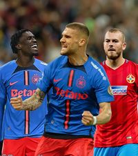  FCSB, pregătită de Champions League  Cum poate arăta primul „11”, după    transferul lui Alibec:  Charalambous are 3 variante de echipă!