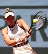 Eliminată de la Roland Garros    Jaqueline Cristian  a fost învinsă de Iga Swiatek, în prima lor confruntare directă 