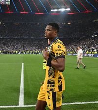 PSG - Inter 5-0     Singurul jucător  de la Inter care a mers în fața suporterilor, după finala Champions League: ce gesturi a făcut