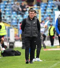 Gică Hagi nu mai e antrenor la Farul  „Regele” a făcut anunțul oficial.   Ce urmează pentru el  și cine i-ar putea lua locul