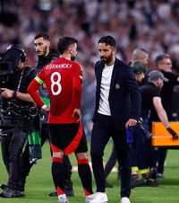 Bruno Fernandes rămâne la United   Portughezul a dezvăluit de ce a refuzat oferta astronomică a lui   Al-Hilal