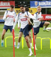 Out de la EURO!  Una dintre piesele grele ale lui Pancu a părăsit cantonamentul României și   ratează turneul final  » Ce s-a întâmplat