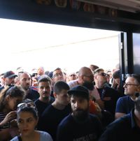 Scandal imens la Steaua   Ziarist înjurat și amenințat la ceremonia oficială:   „Sunteți niște sclavi , nu aveți ce căuta aici!”