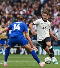 Debut pentru Germania  Marele talent de origine română căruia   GOLAZO.ro  i-a aflat povestea   a jucat primul meci cu Mannschaft