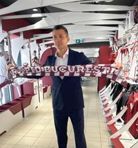 Gâlcă, prezentat oficial   Noul tehnician al giuleștenilor: „Nu voi săruta    steagul Rapidului”