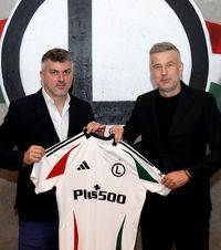 „Sunt pregătit”     Edi Iordănescu,  prezentat oficial la Legia chiar de ziua sa de naștere: „Aș fi vrut să am familia alături”