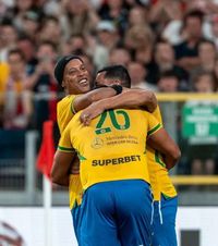 Ronaldinho, scandal în Polonia  Brazilianul, aspru criticat după un meci caritabil.   Ce i se reproșează