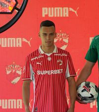 „Primul obiectiv este play-off-ul”    Cătălin Cîrjan , determinat înaintea startului de sezon: „Am foarte multă încredere în mine”