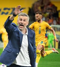 „Am pariat adesea pe el”    Edi Iordănescu  îl vrea pe Denis Drăguș la Legia Varșovia: „Ne-ar ridica nivelul”