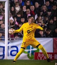 Szczesny, încă 2 ani la Barcelona   Urmează o   discuție cu cărțile pe față între Hansi Flick și Ter Stegen.  Portarul neamț nu intră în planurile antrenorului!