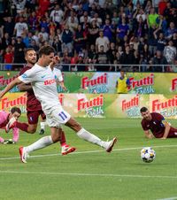 Miculescu, luat peste picior  Detaliul de neînțeles din prestația atacantului lui FCSB:   „Tot timpul ai câte ceva după ce ratezi”