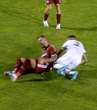 Coșmarul continuă    FOTO:    Elvir Koljic  s-a accidentat din nou, în primul meci al sezonului