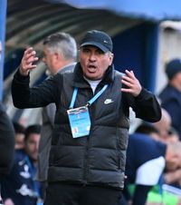 „E penalty clar!”   Gică Hagi a criticat arbitrajul, după   FC Botoșani - Farul 1-1:  „Nu e treaba mea”