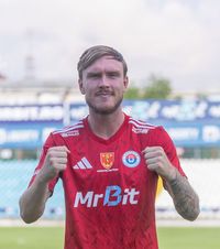 Oțelul, întăriri în defensivă  A sosit un fundaș cu   peste 100 de meciuri  în Spania » Performanța reușită într-un meci cu Barcelona