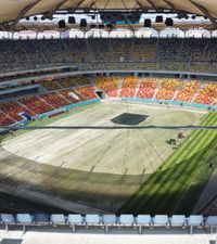 „Verde” pentru Arenă  Imagini GOLAZO.ro surprinse azi din dronă: a început   montarea gazonului!  FCSB inaugurează noul „covor” cu  Shkendija