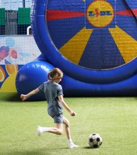 În inima pasiunii pentru fotbal    Lidl Youth Camp,  experiența care marchează drumul a 100 de fete cu vârste între 14 și 17 ani, din 18 țări europene
