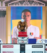 Cât costă să devii David Popovici  ANALIZĂ. În România,   performanța n-o fac sportivii și antrenorii,  ci întâi părinții