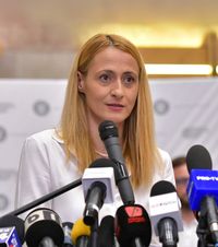 „Pur și simplu e o întrebare”     Camelia Potec  a explicat, pentru   GOLAZO.ro,  declarația surprinzătoare făcută despre viitorul lui David Popovici