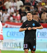 „Trebuie să acceptăm realitatea”     Risto Radunovic,  dezamăgit după înfrângerea cu Dinamo: „Sezonul trecut e istorie”