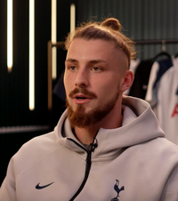 Mărturia lui Drăgușin  Internaționalul român, dezvăluiri despre   cel mai greu moment din carieră : „A trebuit să învăț din nou să merg”