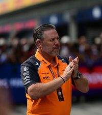 Lupta Norris - Piastri pentru titlul în F1     Directorul McLaren,  despre cum gestionează duelul: „Unul dintre voi va pierde și va fi devastat”
