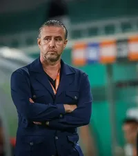 De ce a mers în Sudan    Reghecampf  a dat cărțile pe față: „Singura echipă unde pot face asta” +   Buget, peste FCSB!