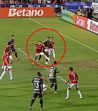 Controverse la Oțelul - Rapid    FOTO.  Faza care putea trimite cele trei puncte în Giulești. Specialist: „Sunt sigur că   e penalty!  ”