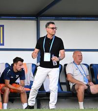 „Ăsta e fotbal?”  Mihai Teja a luat foc după ce Metaloglobus a pierdut din nou: „Unde se uită arbitrii!?   A intrat «Mbappe» și a jucat singur”