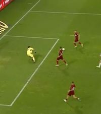 CFR Cluj, ratare 3 contra 1!     FOTO.  Louis Munteanu, altruist în cel mai nepotrivit moment »   Bosec l-a făcut mare pe Anestis!