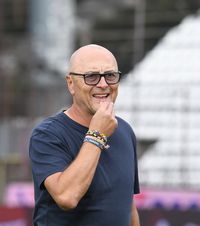 Anestis, „înger păzitor”  Grozavu și Mailat,   cuvinte de laudă  la adresa portarului, după  prestația cu CFR